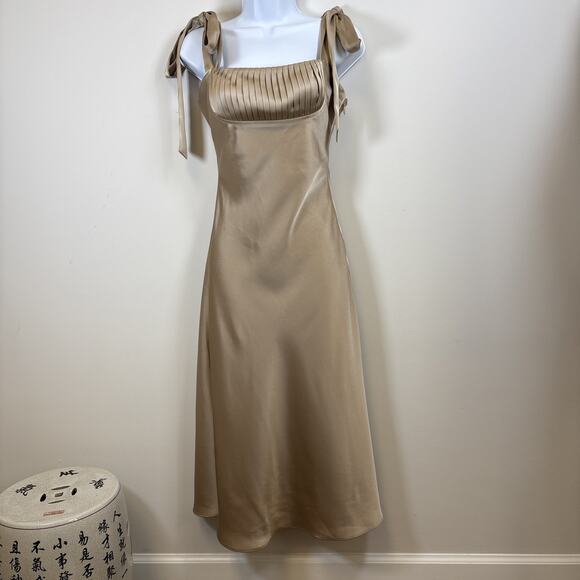 Lavish Alice Pleated Bust Tie Strap Midi Dress - Size 4 - Picture 1 of 13